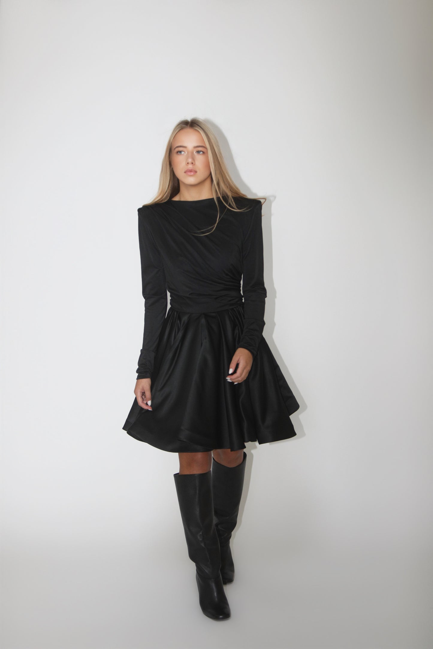 MIA DRESS - BLACK